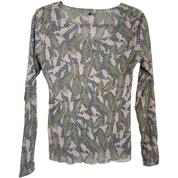 Nile Leaf Pattern Women's Blouse - Picture 4 of 6